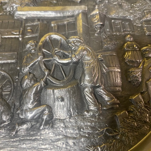 BRADFORD EXCHANGE PEWTER CRAFTS VTG 1994 THE SKILL OF THE WHEELWRIGHT 3-D PLATE - Picture 6 of 16